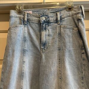 GAP wide leg, high rise jeans. Size 27 (4 Regular)